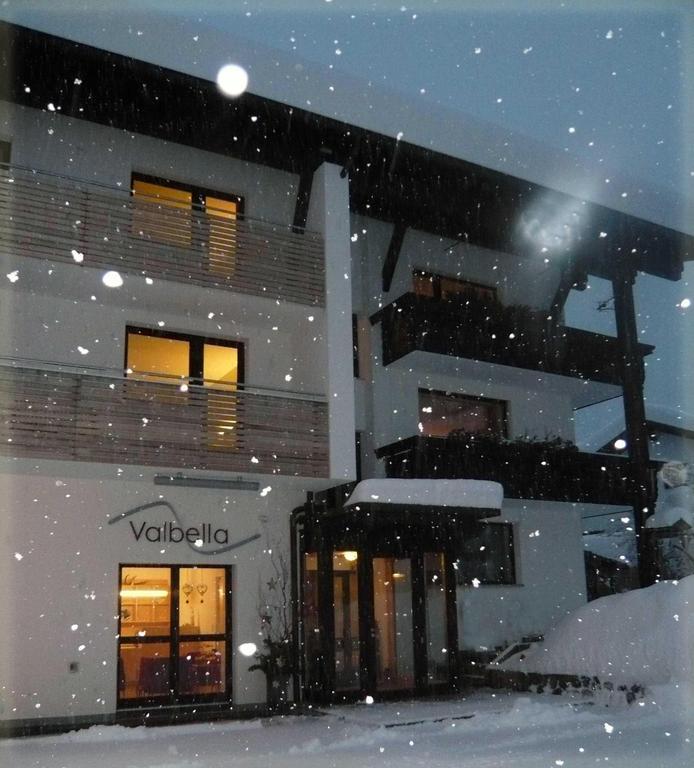 Valbella Bed & Breakfast Partenen Exterior photo
