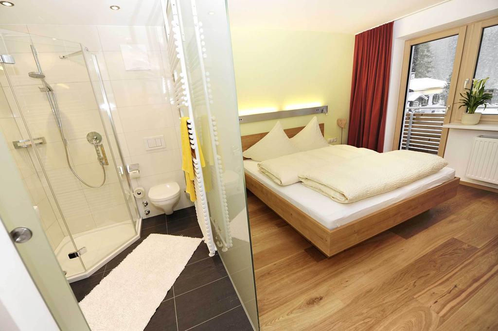 Valbella Bed & Breakfast Partenen Room photo